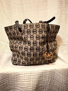 Michael Kors Beige and black Logo Tote Bag with Gold logo charm